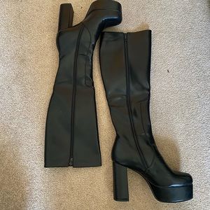 Platform boots